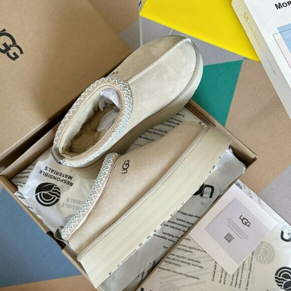 UGG Tasman Slippers Mustard Seed Womens - Picture 5 of 9